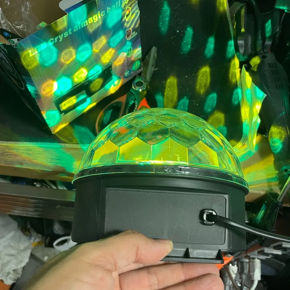 Party light L E D ball new with remote control